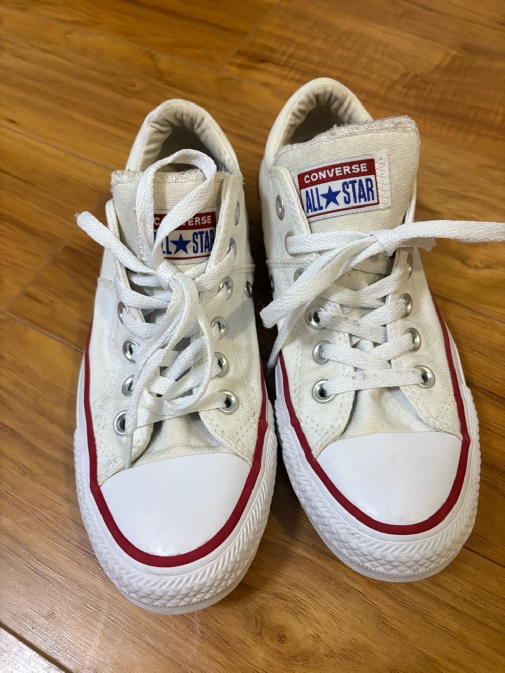 Converse Chuck Taylor All Star High Top Sneakers Women’s 7 White Classic preppy
